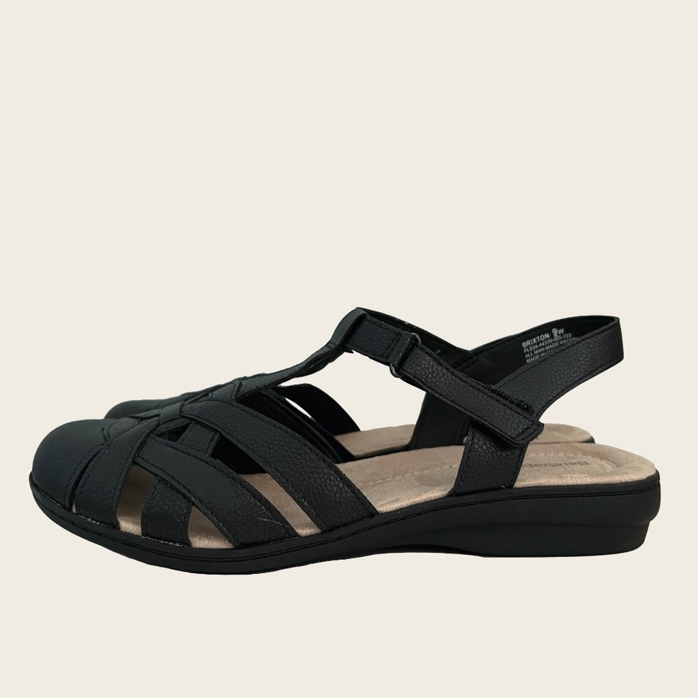 BareTraps Black Brixton Closed Toe Slingback Sandals - Picture 2 of 3